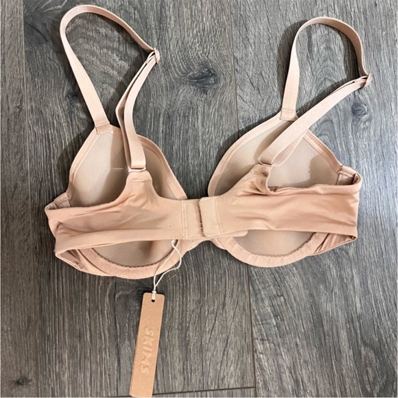 *NWT* SKIMS Weightless Demi Bra - Clay - Picture 2 of 3